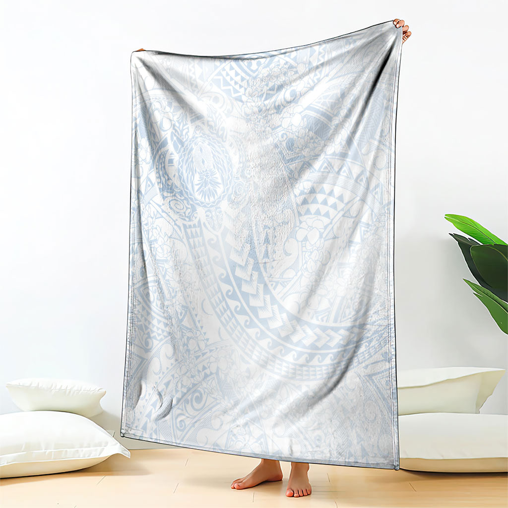 Hawaiian Turtles and Leis Blanket Tribal Kakau Pattern Airy White Blue Cloud Vibe