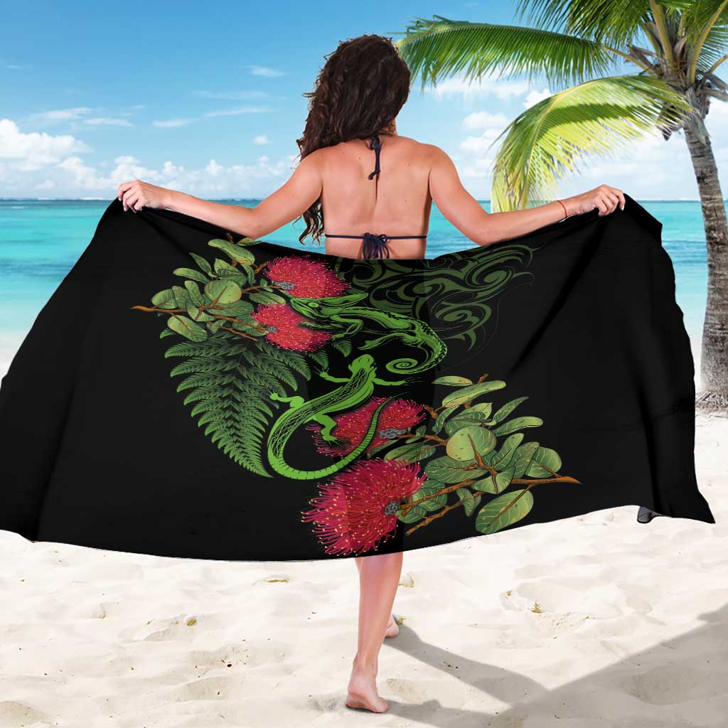 New Zealand Chameleon and Gecko Sarong Maori Silver Fern and Pohutukawa Decoration LT03 - Polynesian Pride