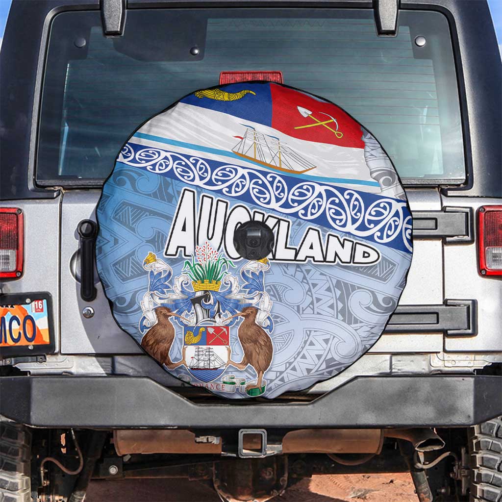 New Zealand Auckland Spare Tire Cover Auckland's Flag and Coat of Arms - Koru Art Maori Pattern LT03 Light Blue - Polynesian Pride