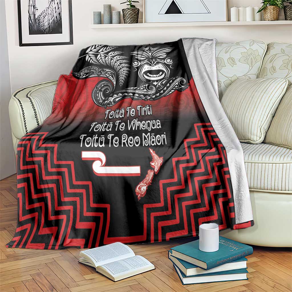 Aotearoa Toitu Te Tiriti Blanket New Zealand Honour the Treaty - Fight Together LT03 Red - Polynesian Pride