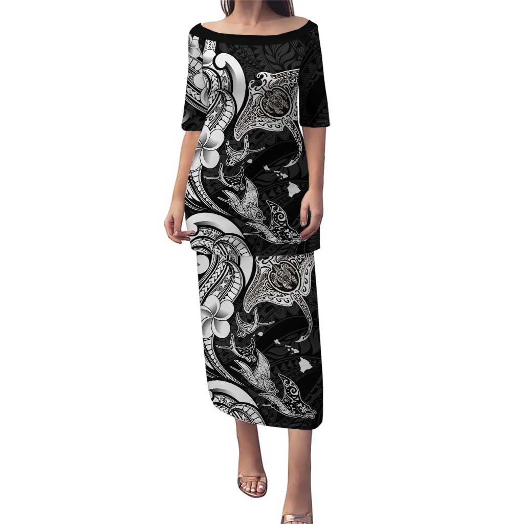 Hawaiian Manta Rays Family Matching Puletasi and Hawaiian Shirt Tribal Hibiscus Polynesian Tattoos Black Color LT03 Mom's Dress Black - Polynesian Pride