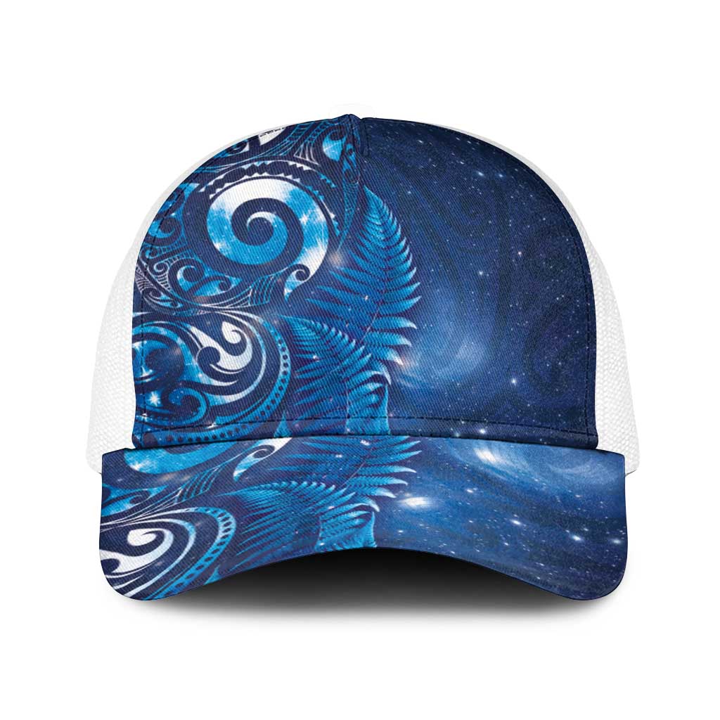 Aotearoa New Zealand New Year Baseball Net Cap Tribal Koru Tattoo Blue Galaxy Maori Silver Fern LT03 One Size White Blue - Polynesian Pride