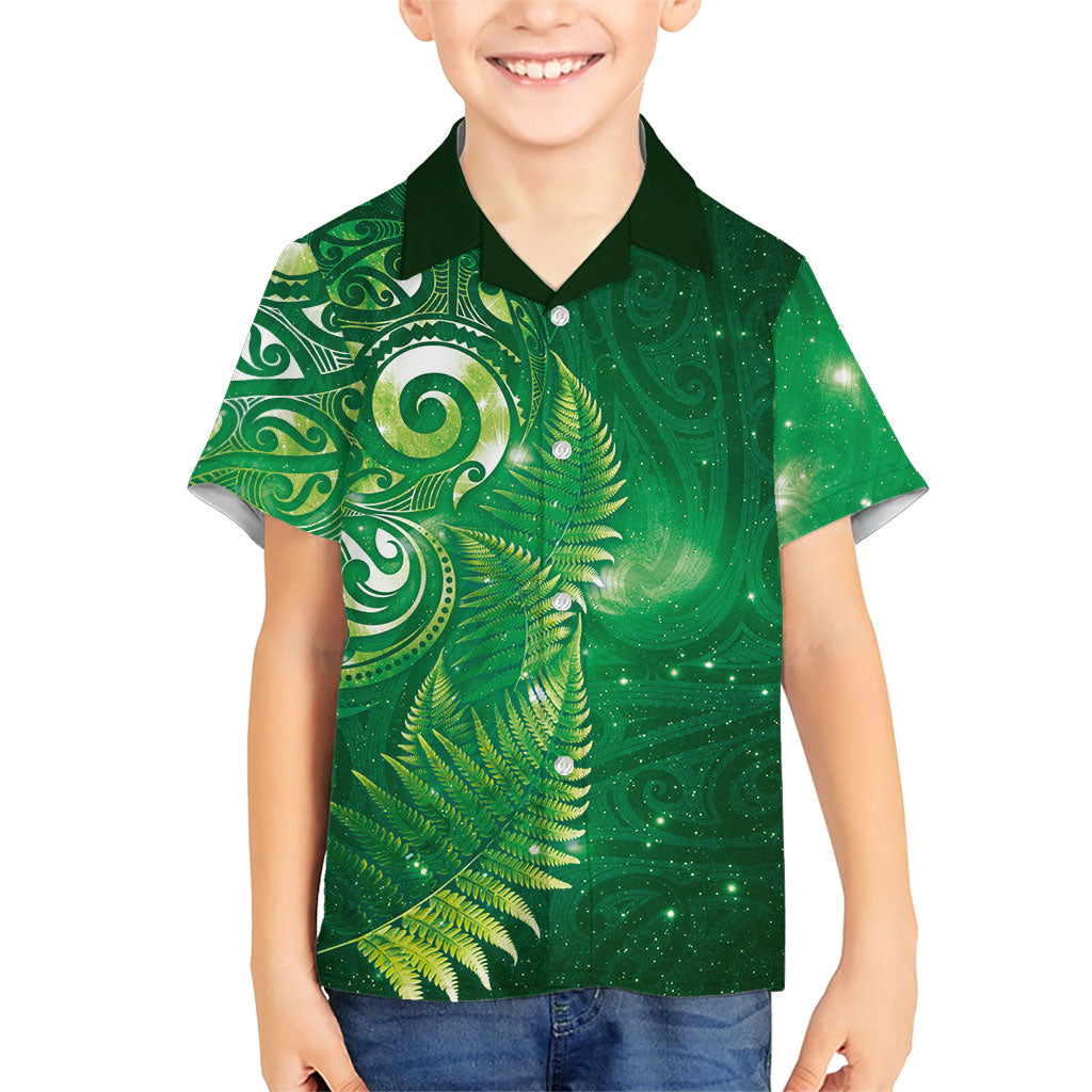 Aotearoa New Zealand New Year Family Matching Short Sleeve Bodycon Dress and Hawaiian Shirt Tribal Koru Tattoo Green Galaxy Maori Silver Fern LT03 Son's Shirt Green - Polynesian Pride