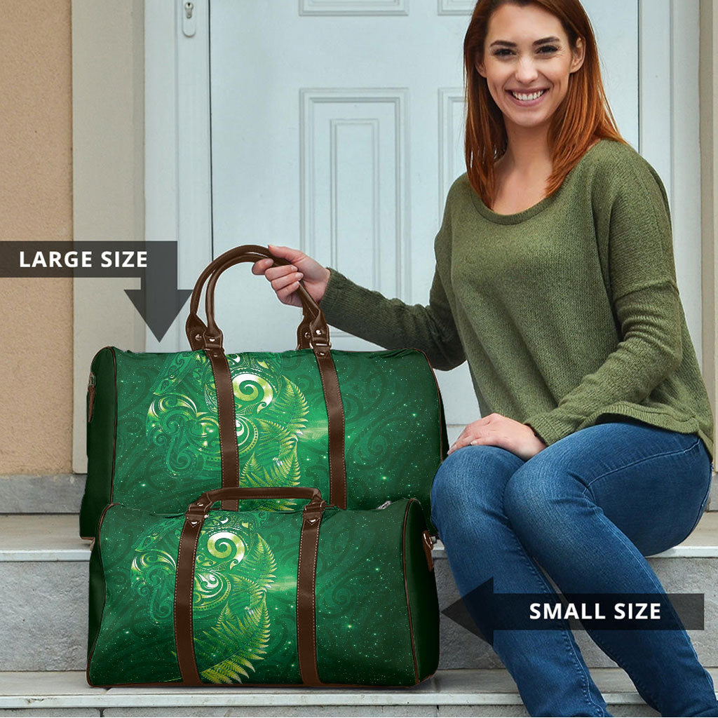 Aotearoa New Zealand New Year Travel Bag Tribal Koru Tattoo Green Galaxy Maori Silver Fern LT03 - Polynesian Pride