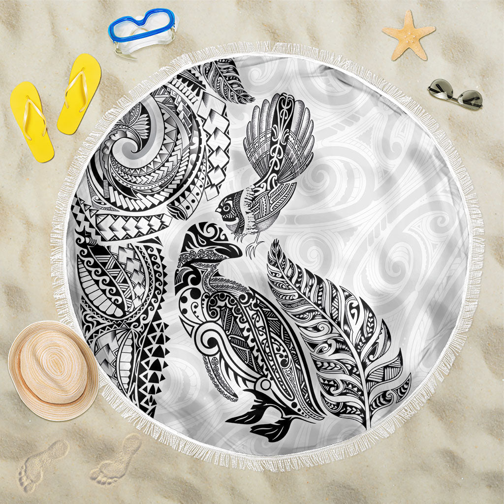 Aotearoa Moko Tribal Tattoo Beach Blanket New Zealand Maori Penguin and Fantail White Color LT03 One Size 150cm White - Polynesian Pride