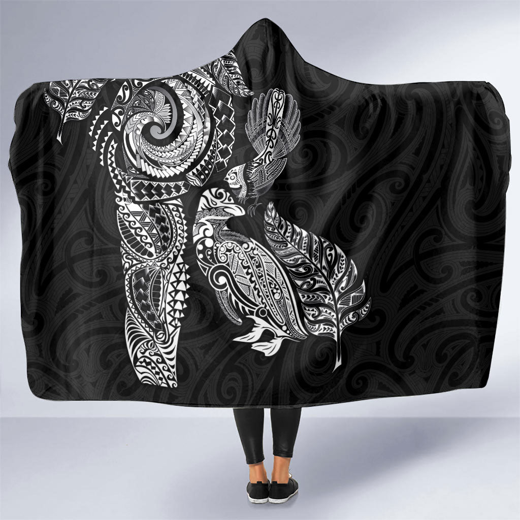 Aotearoa Moko Tribal Tattoo Hooded Blanket New Zealand Maori Penguin and Fantail Black Color LT03 One Size Black - Polynesian Pride