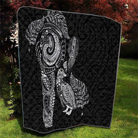 Aotearoa Moko Tribal Tattoo Quilt New Zealand Maori Penguin and Fantail Black Color LT03 - Polynesian Pride
