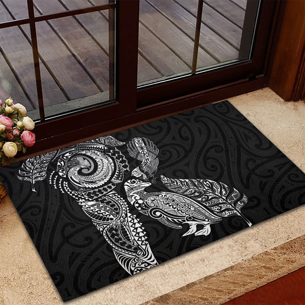 Aotearoa Moko Tribal Tattoo Rubber Doormat New Zealand Maori Penguin and Fantail Black Color LT03 - Polynesian Pride