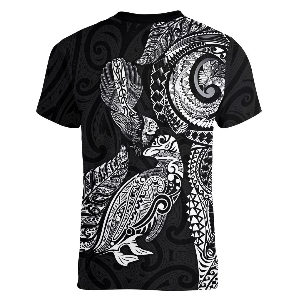 Aotearoa Moko Tribal Tattoo Women V-Neck T-Shirt New Zealand Maori Penguin and Fantail Black Color LT03 - Polynesian Pride