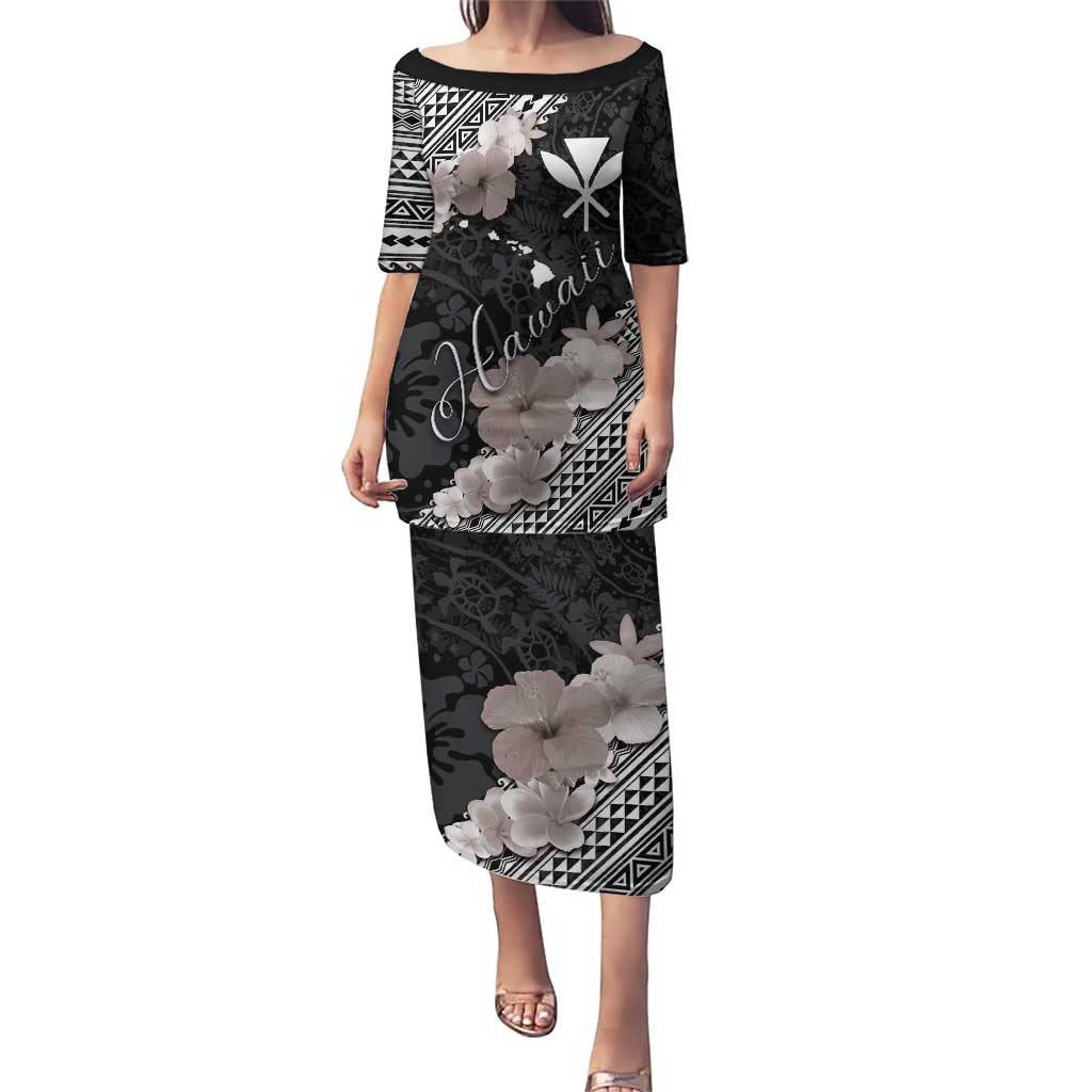 Aloha Hawaii Hibiscus and Plumeria Flowers Puletasi Kanaka Maoli Tattoo Polynesian Pattern Gray Color LT03 Long Dress Black - Polynesian Pride
