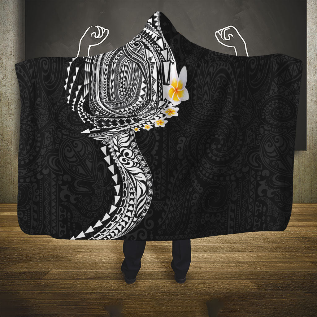 Hawaiian Tribal Tattoo and Plumeria Hooded Blanket Polynesian Pattern Black Color