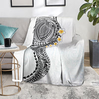 Hawaiian Tribal Tattoo and Plumeria Blanket Polynesian Pattern White Color
