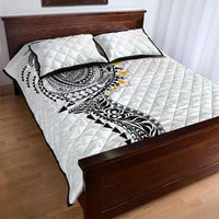 Hawaiian Tribal Tattoo and Plumeria Quilt Bed Set Polynesian Pattern White Color