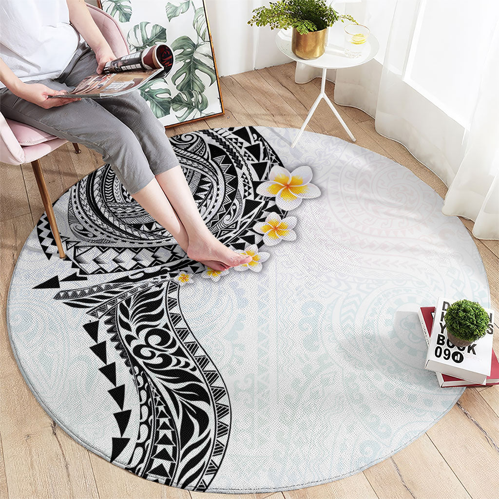 Hawaiian Tribal Tattoo and Plumeria Round Carpet Polynesian Pattern White Color