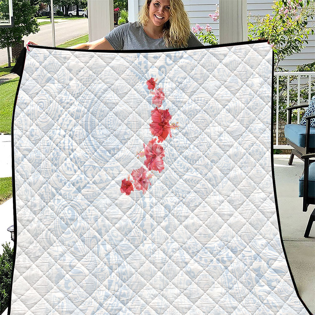 Hawaiian Tribal Tattoo and Hibiscus Quilt Polynesian Pattern Airy White Blue Cloud