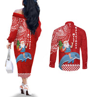 Hawaii Mele Kalikimaka Couples Matching Off The Shoulder Long Sleeve Dress and Long Sleeve Button Shirt Santa Riding The DolPhin Mix Kakau Pattern Red Style LT03 - Polynesian Pride