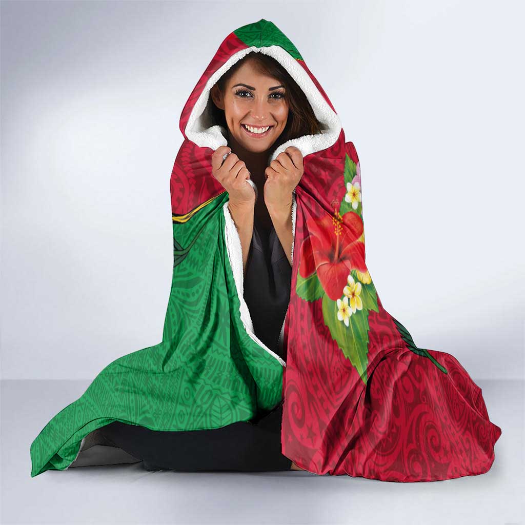 Vanuatu Tribal Boar Tusk Hooded Blanket Tropical Plants with Namele and Melanesian Pattern