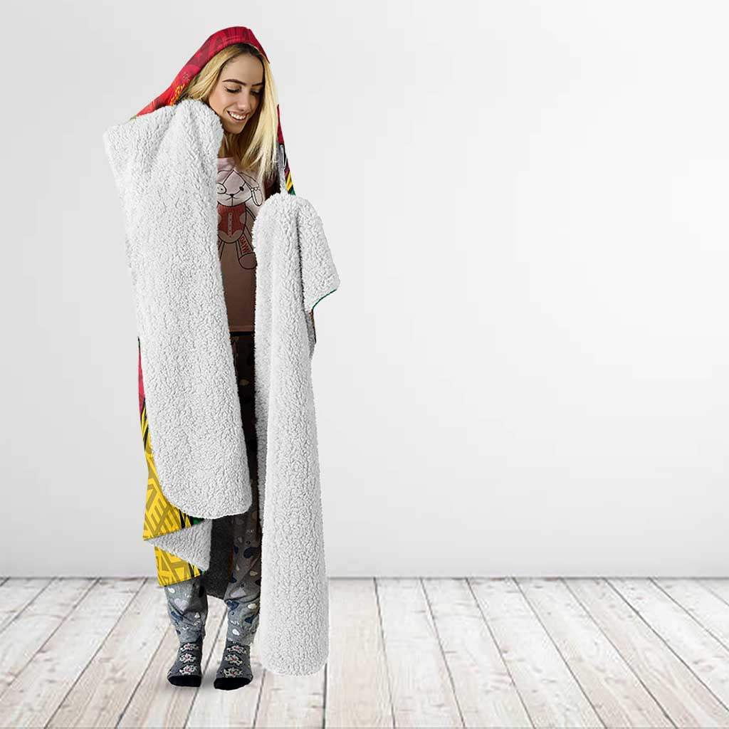 Vanuatu Tribal Boar Tusk Hooded Blanket Tropical Plants with Namele and Melanesian Pattern