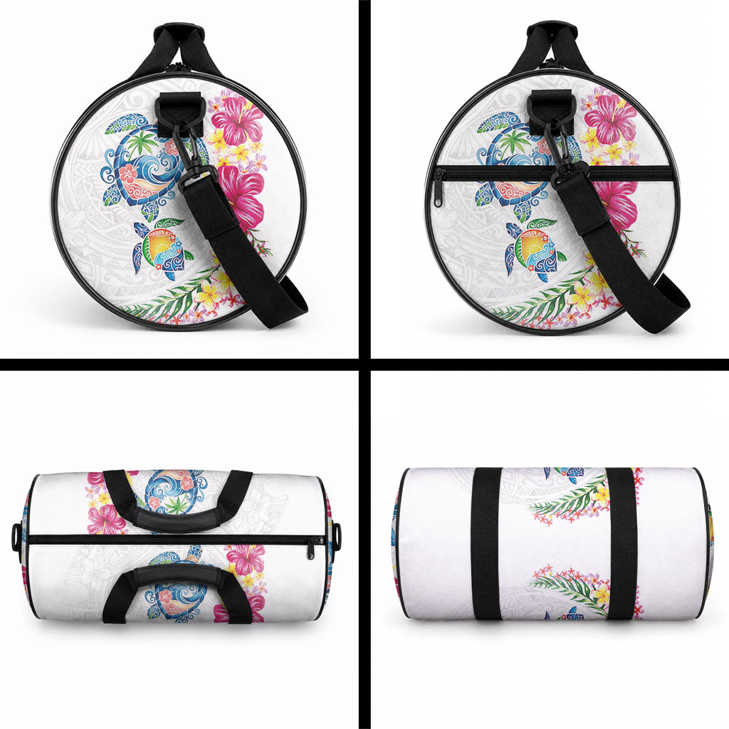 Hawaiian Abstract Art Turtles Duffle Bag