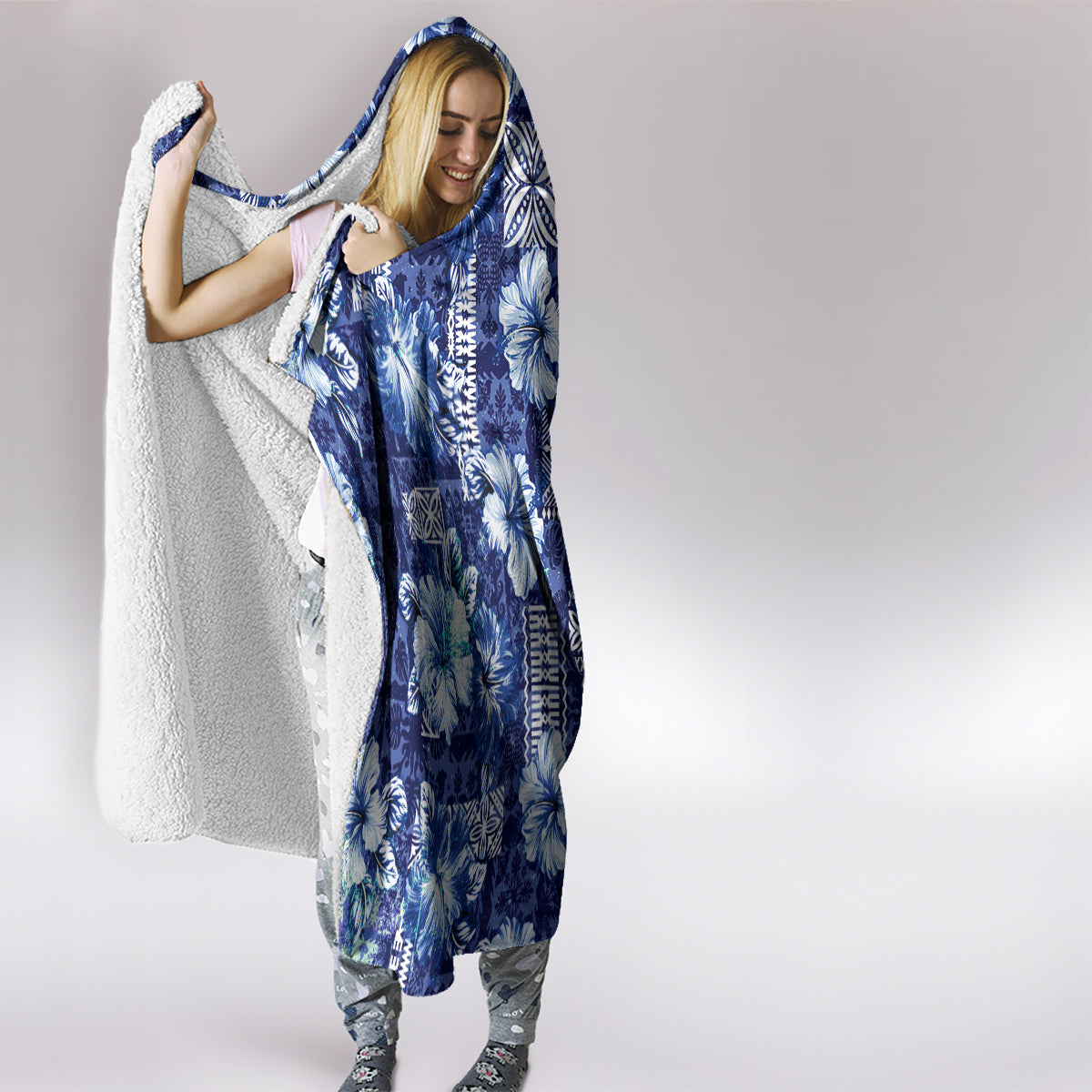 Hawaiian Quilt Pattern Hooded Blanket Hibiscus and Tribal Element Vintage Blue Vibe LT03 - Polynesian Pride