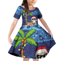 The Funny Santa Wears Sulu Christmas Family Matching Off Shoulder Short Dress and Hawaiian Shirt Fijian Christmas Palm Tree With Masi Art Tattoo LT03 Daughter's Dress Blue - Polynesian Pride