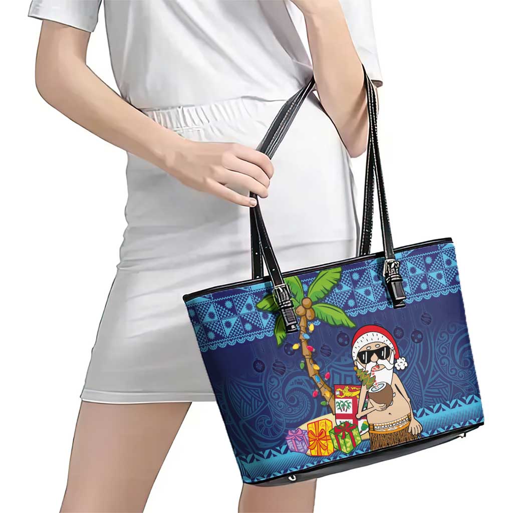The Funny Santa Wears Sulu Christmas Leather Tote Bag Fijian Christmas Palm Tree With Masi Art Tattoo LT03 - Polynesian Pride