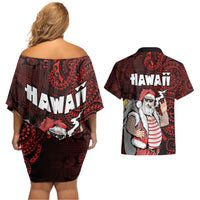 Hawaii Aloha Santa Claus Funny Polynesian Tattoo Couples Matching Off Shoulder Short Dress and Hawaiian Shirt Red Color