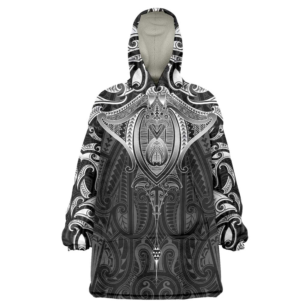 New Zealand Aotearoa Wearable Blanket Hoodie Maori Manta Ray Moko Black LT05 One Size Black - Polynesian Pride