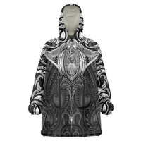 New Zealand Aotearoa Wearable Blanket Hoodie Maori Manta Ray Moko Black LT05 One Size Black - Polynesian Pride