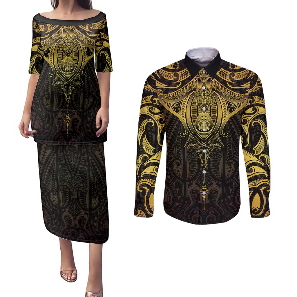 New Zealand Aotearoa Couples Matching Puletasi and Long Sleeve Button Shirt Maori Manta Ray Moko Gold - Polynesian Pride