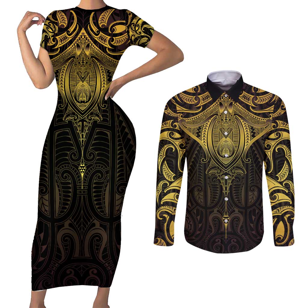 New Zealand Aotearoa Couples Matching Short Sleeve Bodycon Dress and Long Sleeve Button Shirt Maori Manta Ray Moko Gold LT05 Gold - Polynesian Pride
