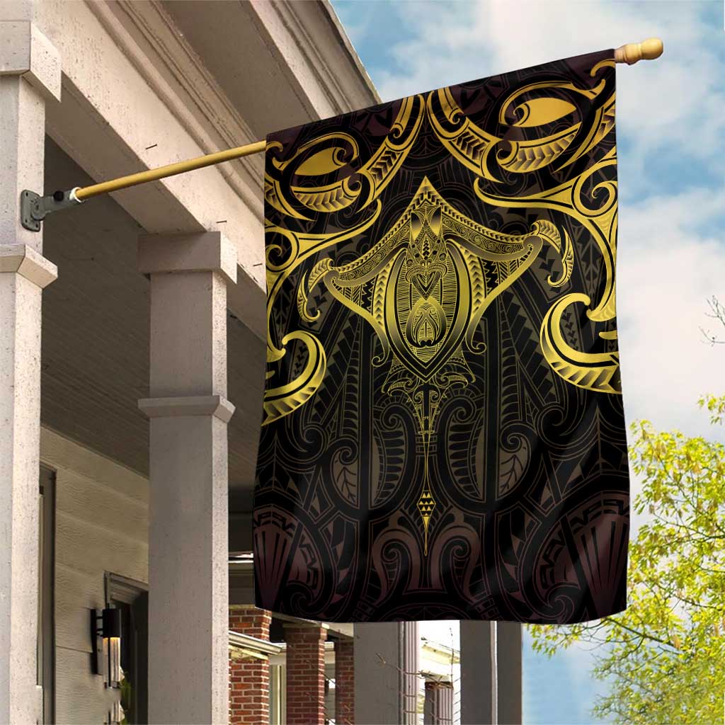 New Zealand Aotearoa Garden Flag Maori Manta Ray Moko Gold LT05 House Flag Gold - Polynesian Pride