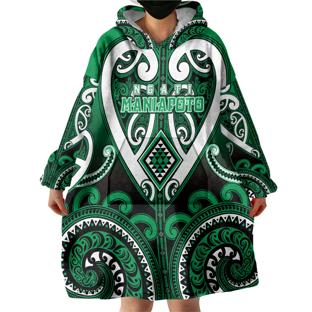 Custom Aotearoa Ngati Maniapoto Wearable Blanket Hoodie Maori Tribal Pattern