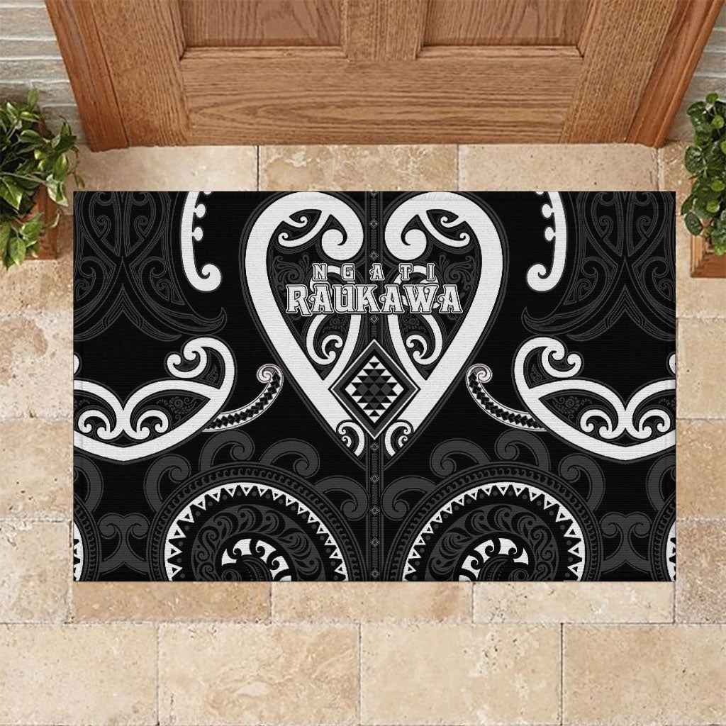 Aotearoa Ngati Raukawa Rubber Doormat Maori Tribal Pattern LT05 Black - Polynesian Pride