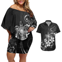 Hawaii Honu Couples Matching Off Shoulder Short Dress and Hawaiian Shirt Polynesian Curves Plumeria Grayscale LT05 Black - Polynesian Pride