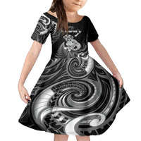 Personalised New Zealand Maori Taniwha Family Matching Off The Shoulder Long Sleeve Dress and Hawaiian Shirt Silver Fern Black Version LT05 Daughter's Dress Black - Polynesian Pride