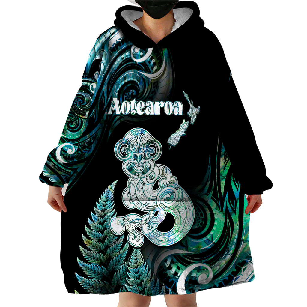 Personalised New Zealand Maori Taniwha Wearable Blanket Hoodie Silver Fern Paua Shell Version LT05 - Polynesian Pride