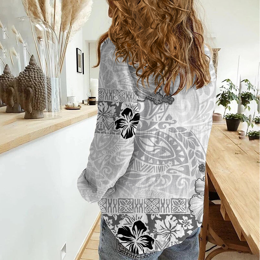 Hawaii Hibiscus With White Polynesian Pattern Women Casual Shirt