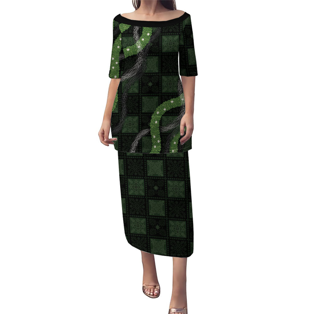 Hawaiian Quilt Family Matching Puletasi and Hawaiian Shirt Pele Hair Hinahina Lei Black Version LT05 Mom's Dress Black - Polynesian Pride