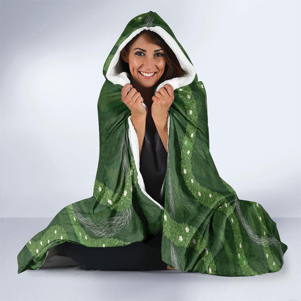 Hawaiian Quilt Hooded Blanket Pele Hair Hinahina Lei Green Version
