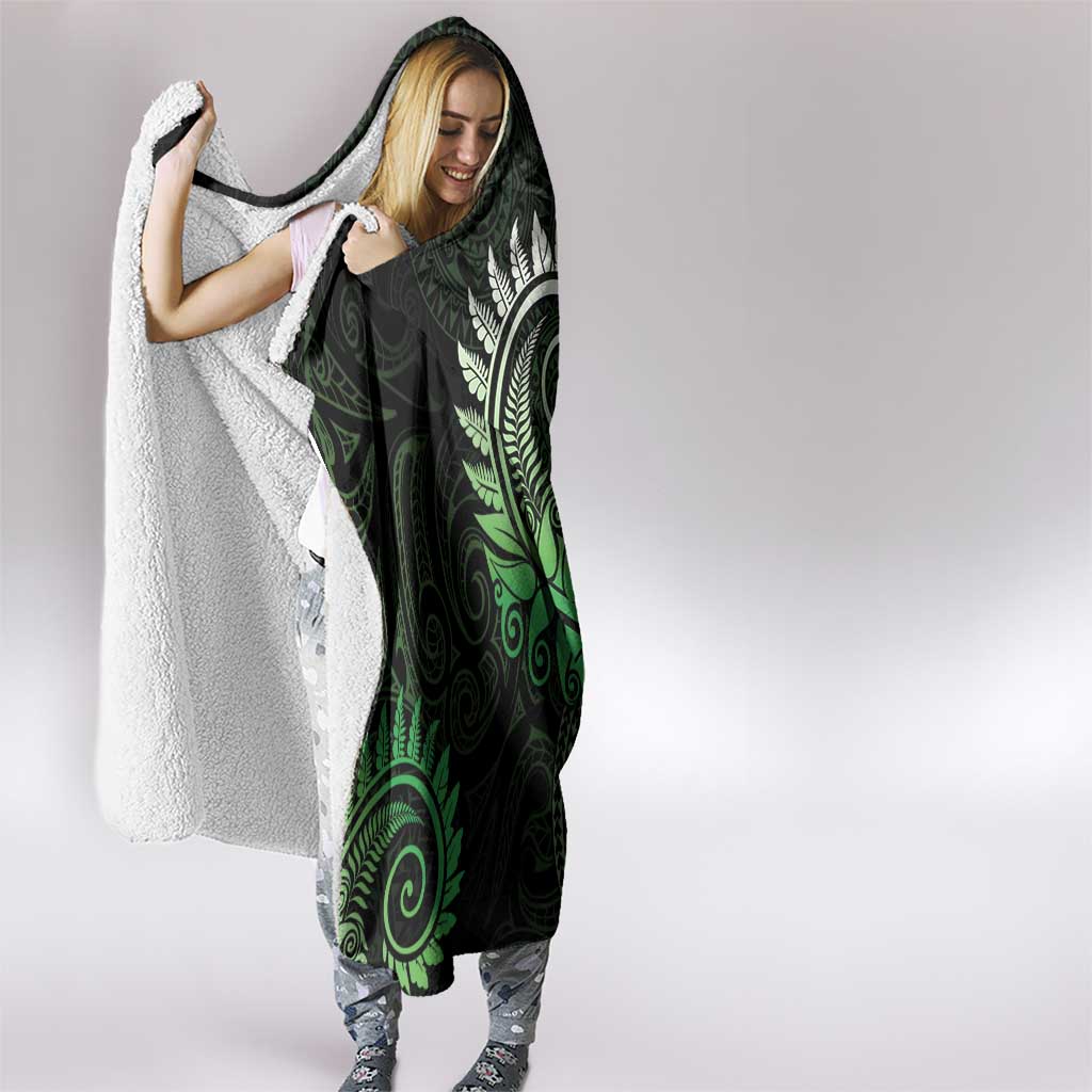 New Zealand Maori Koru Fern Hooded Blanket Spiral Polynesian Style Green LT05 - Polynesian Pride