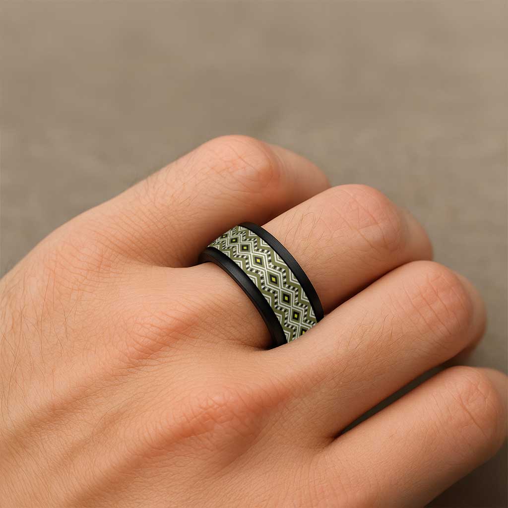 New Zealand Aotearoa Spinner Ring Yellow Taniko Art Maori Pattern