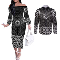 New Zealand Aotearoa Couples Matching Off The Shoulder Long Sleeve Dress and Long Sleeve Button Shirt Black Taniko Art Maori Pattern LT05 Black - Polynesian Pride