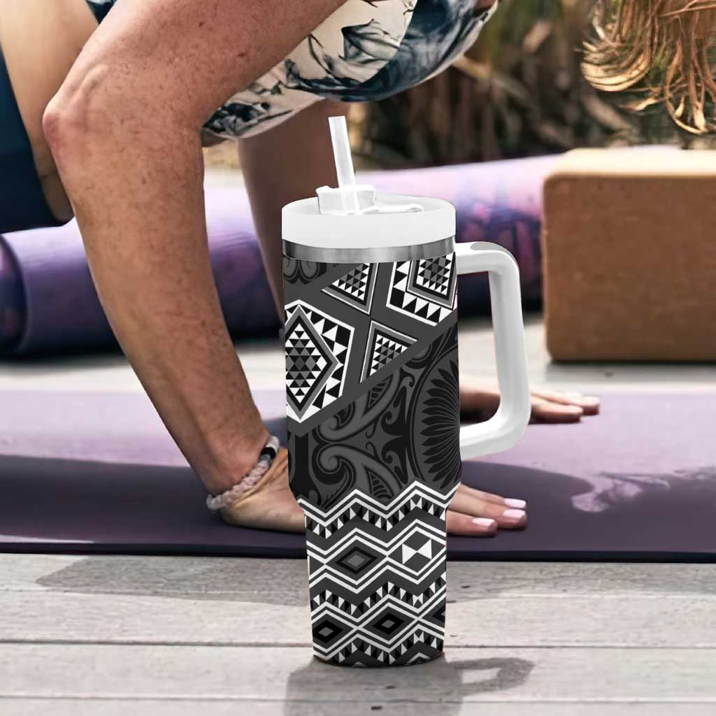 New Zealand Aotearoa Tumbler With Handle Black Taniko Art Maori Pattern