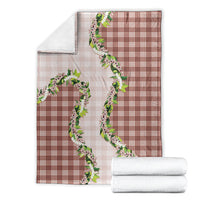 Mocha Hawaii Palaka Blanket Maile Pikake Honohono Orchid Lei