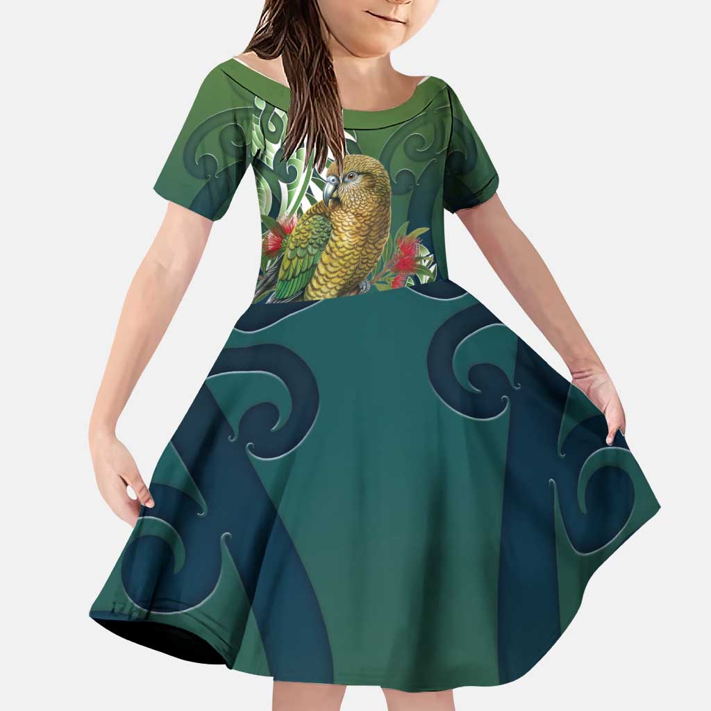New Zealand Kea Bird Family Matching Off Shoulder Maxi Dress and Hawaiian Shirt With Maori Koru Fern LT05 Daughter's Dress Green - Polynesian Pride