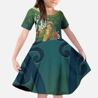 New Zealand Kea Bird Family Matching Summer Maxi Dress and Hawaiian Shirt With Maori Koru Fern LT05 Daughter's Dress Green - Polynesian Pride