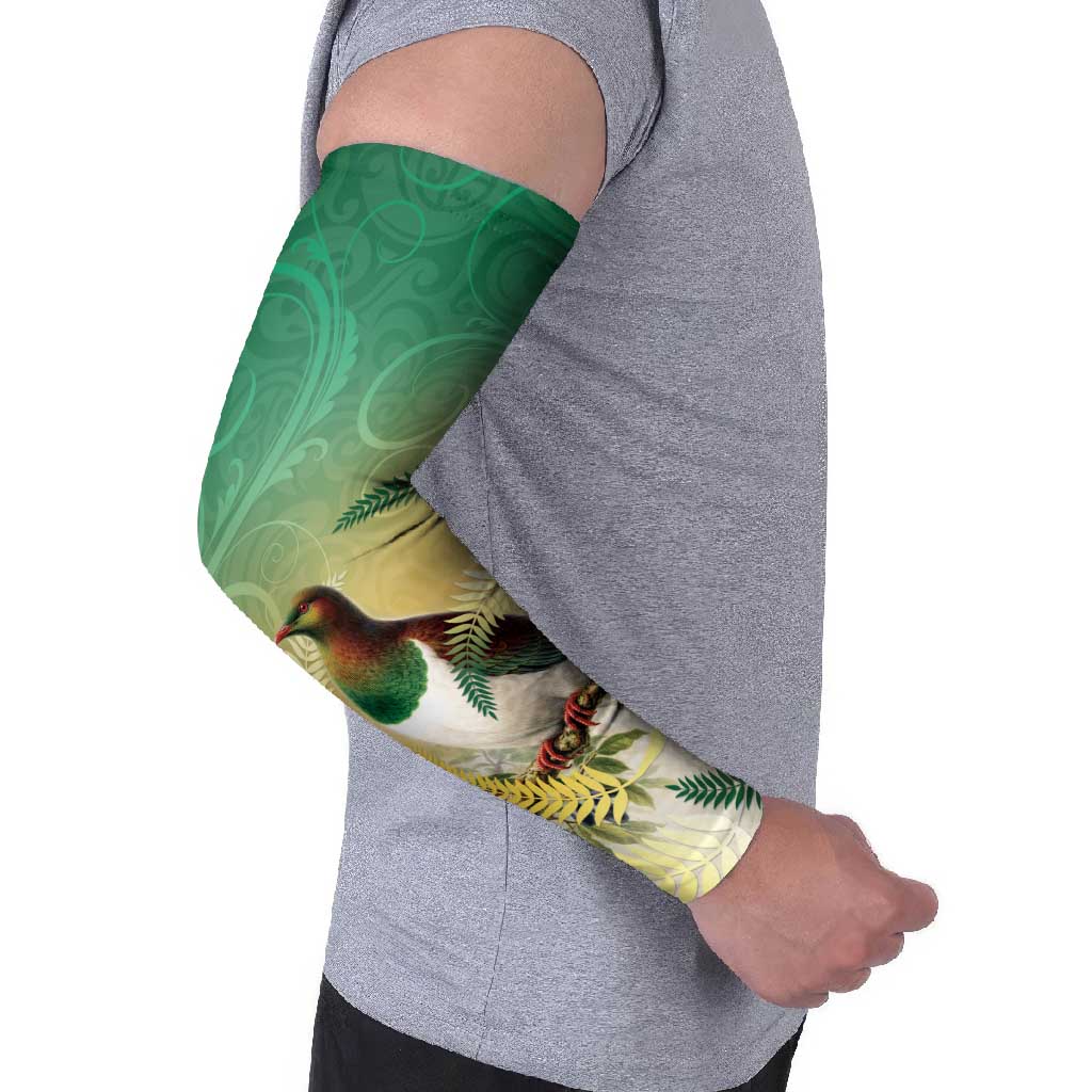 New Zealand Pigeon Kereru Arm Sleeves Maori Fern Art Green Gradient LT05 - Polynesian Pride