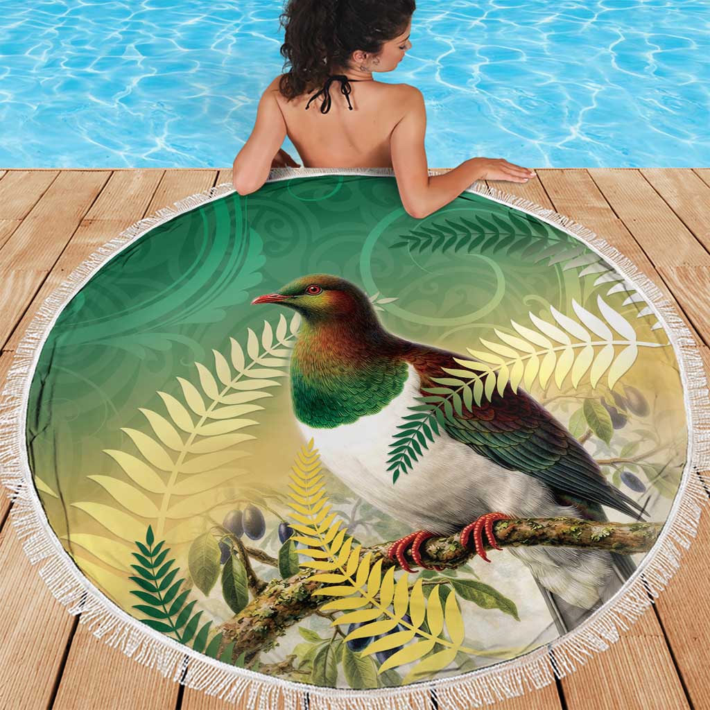 New Zealand Pigeon Kereru Beach Blanket Maori Fern Art Green Gradient LT05 - Polynesian Pride