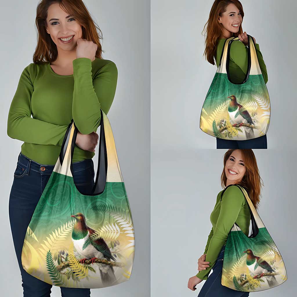 New Zealand Pigeon Kereru Grocery Bag Maori Fern Art Green Gradient LT05 - Polynesian Pride